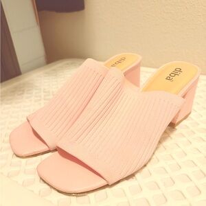 Diba Pink Mules with Suede Texture and Block Heel
